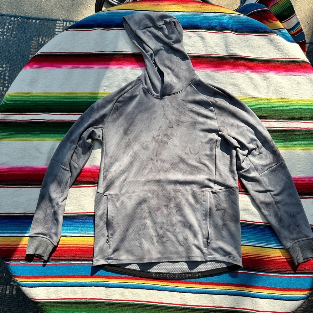 Lululemon sweatshirt